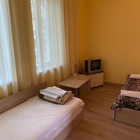 Appartement Апартмент 27 Юли 2 à Varna Extérieur photo