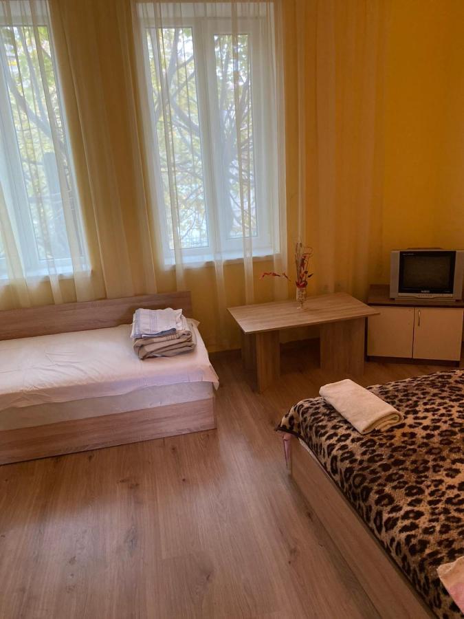 Appartement Апартмент 27 Юли 2 à Varna Extérieur photo