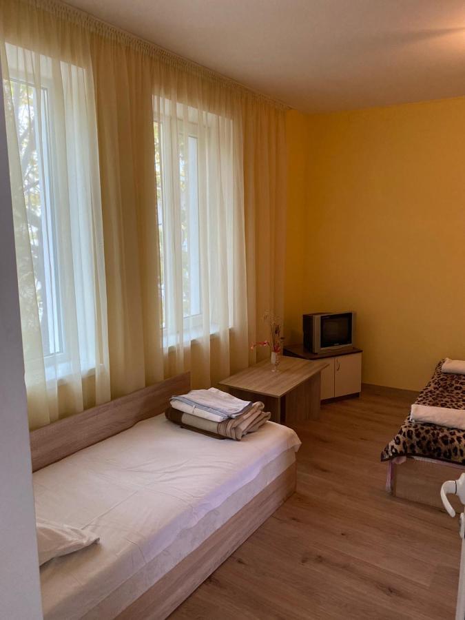 Appartement Апартмент 27 Юли 2 à Varna Extérieur photo